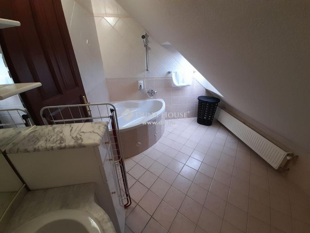 Apartament Lujza Apartman Goedoello Zewnętrze zdjęcie